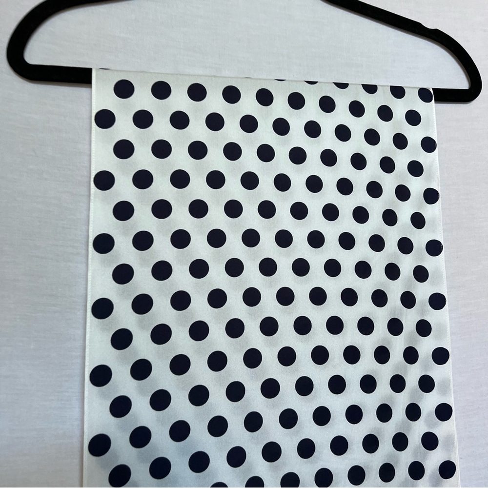 Lauren Ralph Lauren 100% Silk White and Navy Blue Polka Dot Scarf - Picture 3 of 11